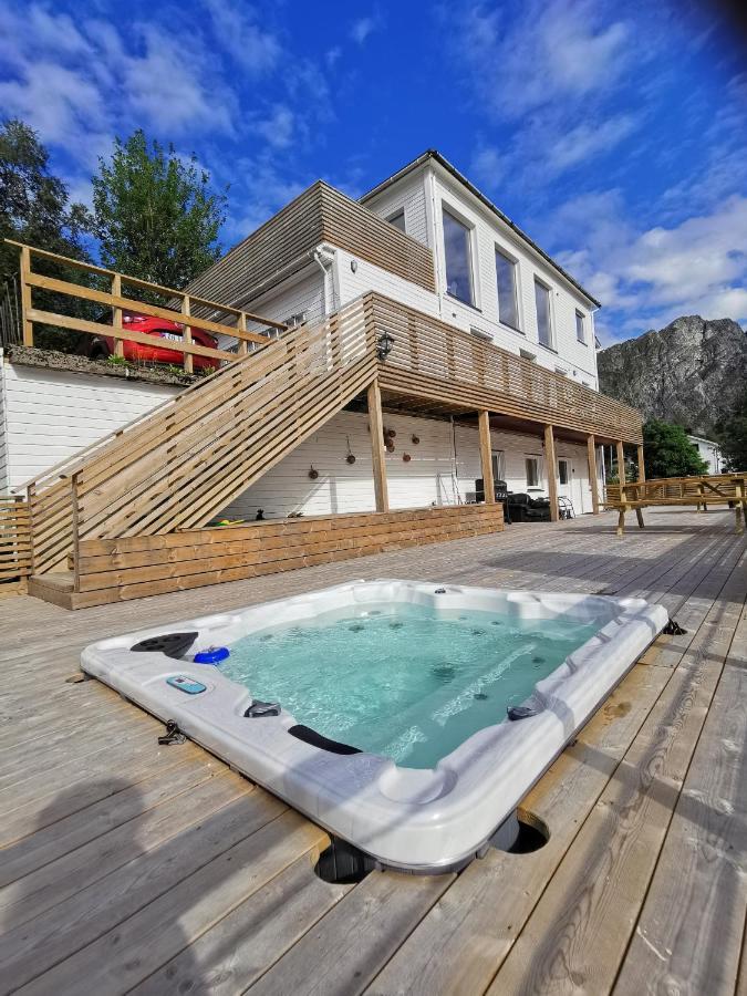 Apartamento Waterfront Senja 3 Torsken Exterior foto